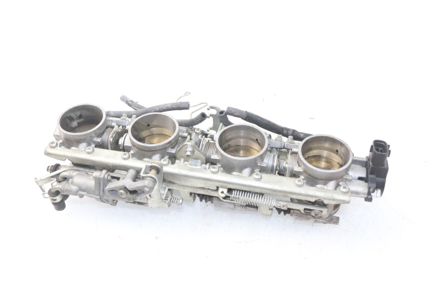 photo de INJECTION YAMAHA FJR ABS 1300 (2006 - 2012) - Surface and material condition