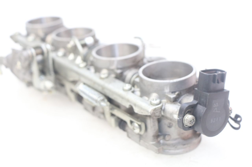 photo de INJECTION YAMAHA FJR ABS 1300 (2006 - 2012) - Fixing points details