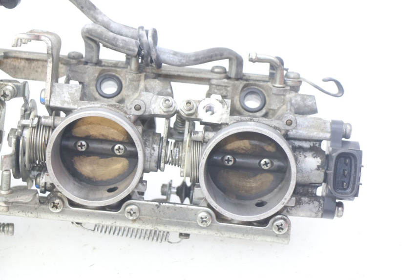 photo de INJECTION YAMAHA FJR ABS 1300 (2006 - 2012) - Surface and material condition