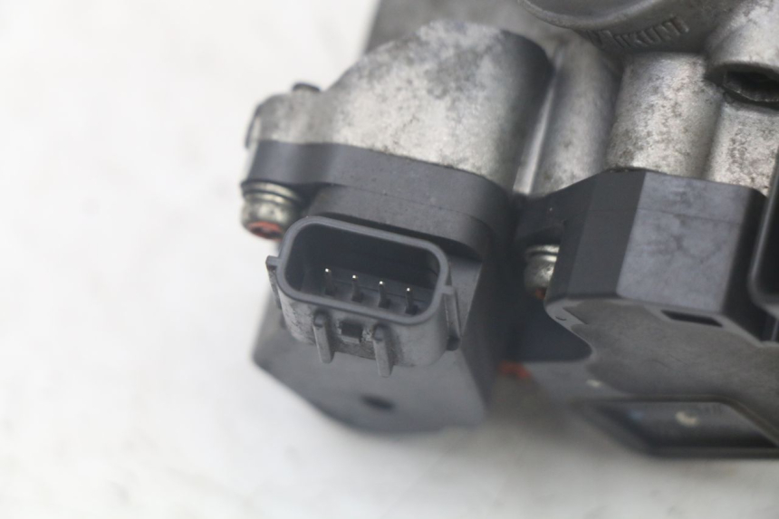 photo de INJECTION MBK FLAME X 125 (2004 - 2007) - Fixing points details