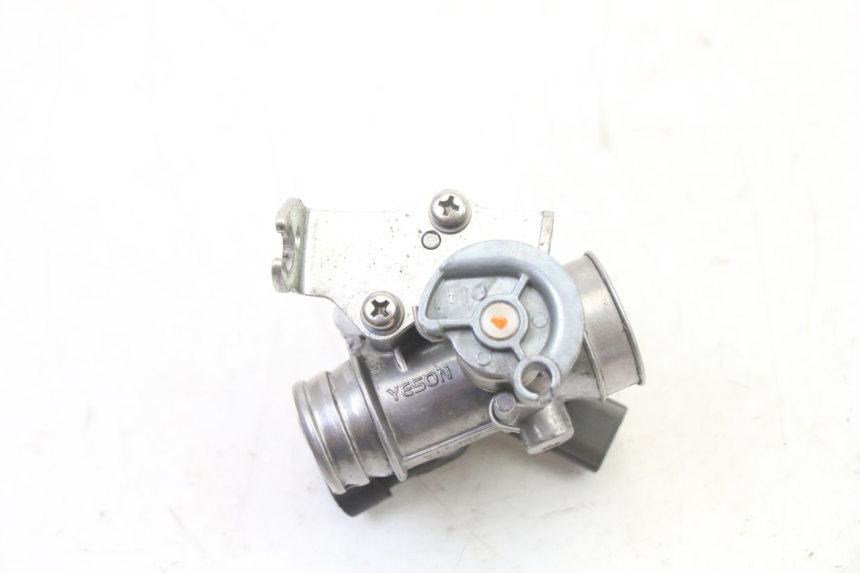photo de INJECTION THROTTLE BODIES VENESI FLY RETRO 4T 50 (2020 - 2025) - Technical close-up