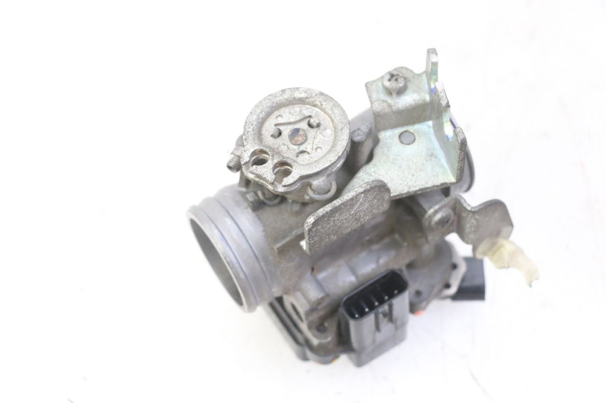 photo de INJECTION THROTTLE BODIES HONDA FORZA ABS 300 (2013 - 2017) - Zoom on usage condition