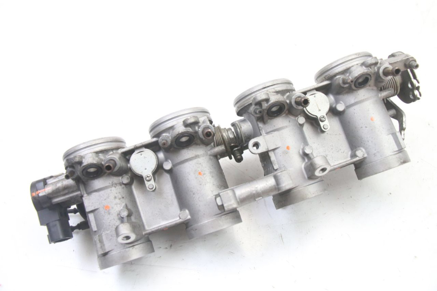 photo de INJECTION THROTTLE BODIES YAMAHA FZ6 FAZER S2 600 (2007 - 2011) - Technical close-up