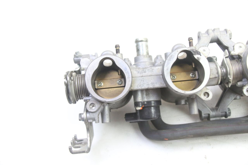 photo de INJECTION THROTTLE BODIES SUZUKI GSR 750 (2011 - 2017) - Component detail