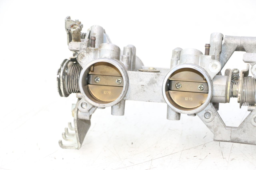 photo de INJECTION THROTTLE BODIES SUZUKI GSR 600 (2005 - 2012) - Component zoom