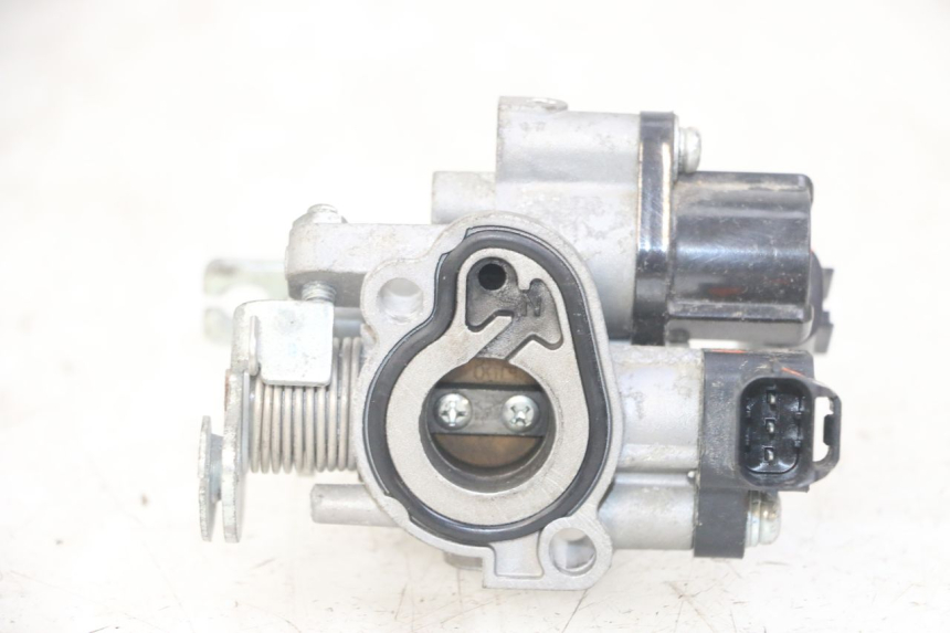 photo de INJECTION PEUGEOT KISBEE 4T 50 (2018 - 2022) - Alternative perspective