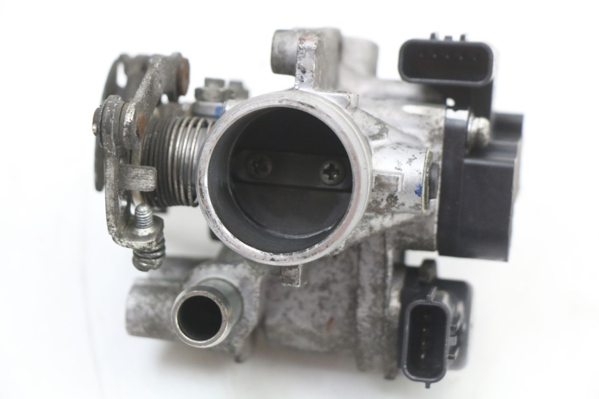 photo de INJECTION THROTTLE BODIES MBK MW TRYPTIK 125 (2014 - 2016) - Alternative perspective