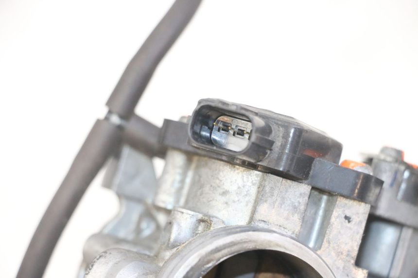 photo de INJECTION THROTTLE BODIES HONDA NTV DEAUVILLE ABS 700 (2007 - 2016) - Zoom on usage condition