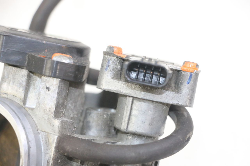 photo de INJECTION THROTTLE BODIES HONDA NTV DEAUVILLE ABS 700 (2007 - 2016) - Alternative perspective