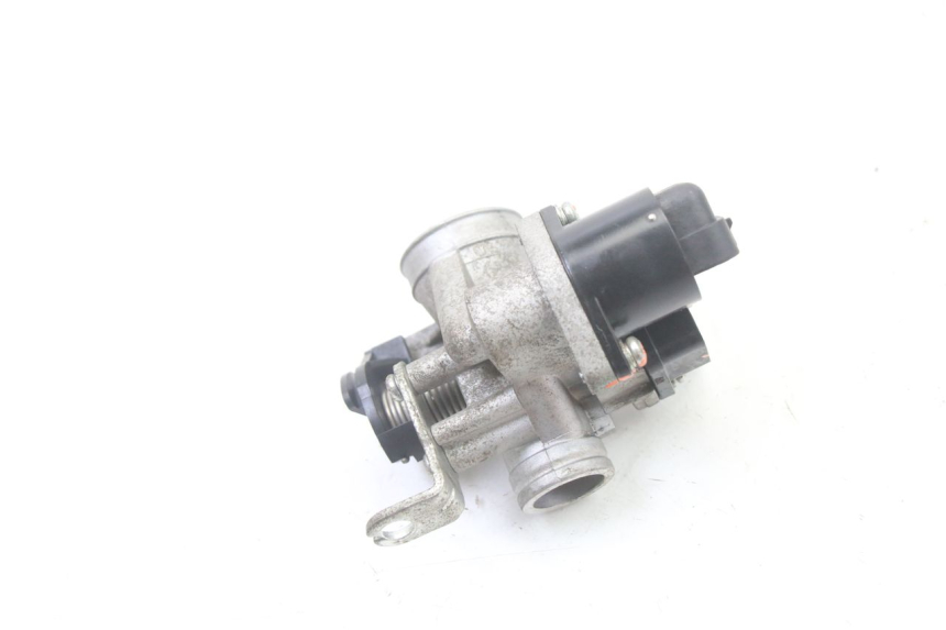 photo de INJECTION THROTTLE BODIES JM MOTORS OLDIES GT 4T 50 (2018 - 2025) - Alternative perspective