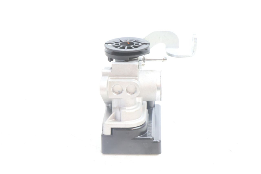 photo de INJECTION THROTTLE BODIES SYM ORBIT III 3 4T 50 (2021 - 2025) - Zoom on usage condition