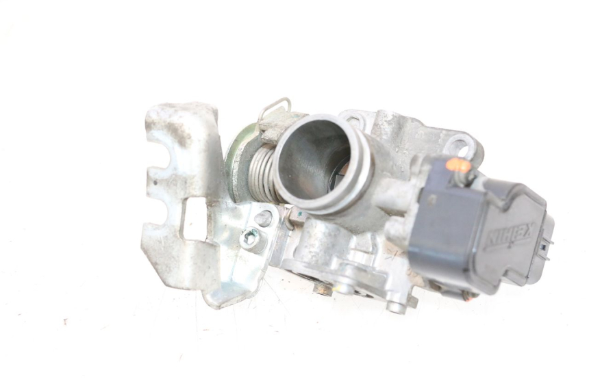 photo de INJECTION THROTTLE BODIES HONDA PCX (JF57/JF64) 125 (2014 - 2018) - Technical close-up