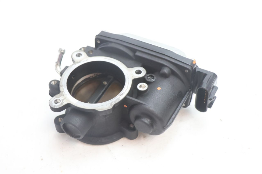 photo de INJECTION THROTTLE BODIES HARLEY DAVIDSON ROAD GLIDE FLTRXSE 1920 (2018 - 2022) - Fixing points details