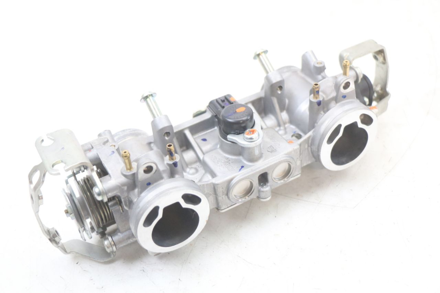 photo de INJECTION THROTTLE BODIES ROYAL ENFIELD CONTINENTAL GT 650 (2019 - 2024) - Checked used part