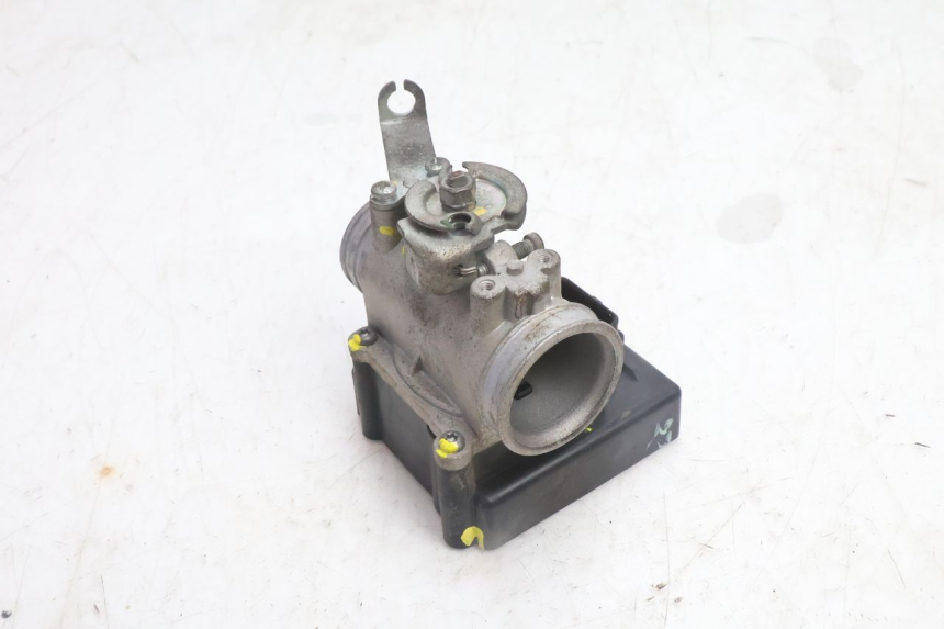 photo de INJECTION THROTTLE BODIES PEUGEOT SATELIS 125 (2013 - 2018) - Surface and material condition