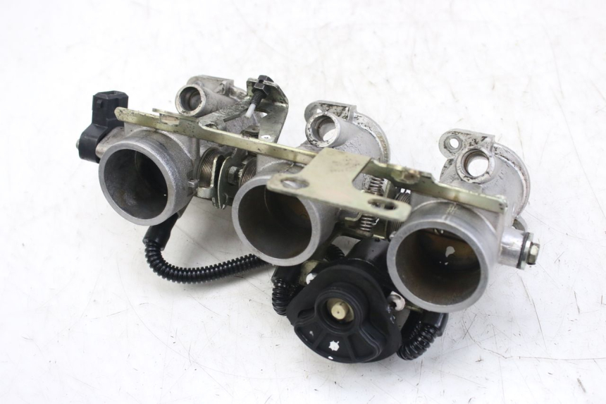 photo de INJECTION TRIUMPH SPRINT ST 955 (1999 - 2001) - Alternative perspective