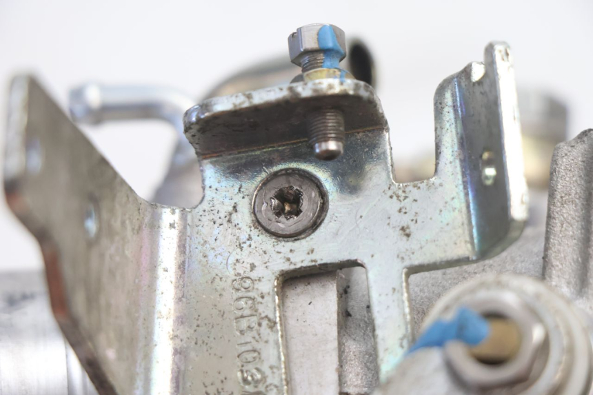 photo de INJECTION THROTTLE BODIES CAN-AM SPYDER RS 1000 (2008 - 2012) - Fixing points details