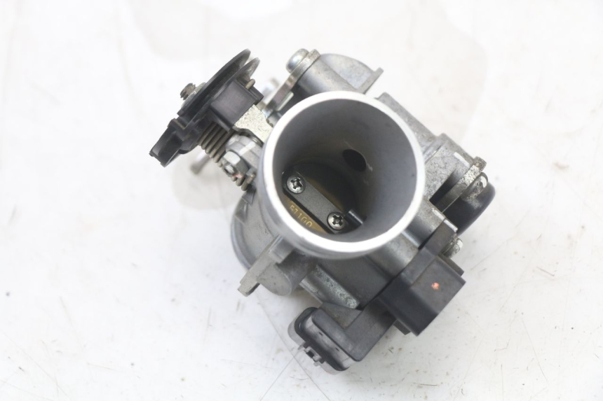 photo de INJECTION THROTTLE BODIES SUZUKI BURGMAN 125 (2018 - 2021) - Alternative perspective