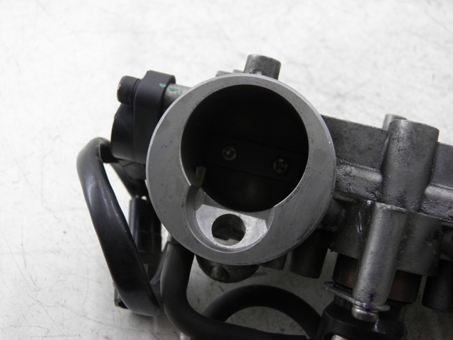 photo de INJECTION THROTTLE BODIES SUZUKI BURGMAN EXECUTIVE 650 (2008 - 2010) - High-resolution close-up