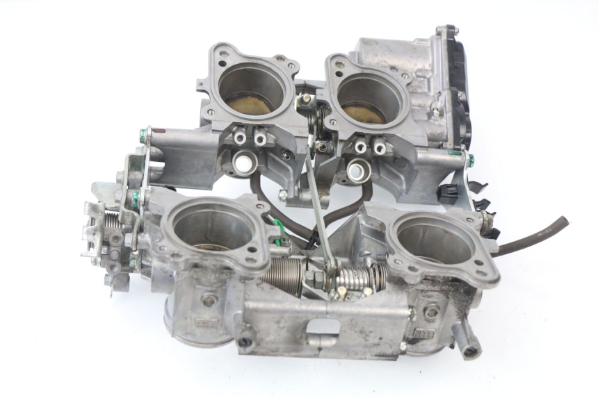 photo de INJECTION THROTTLE BODIES HONDA VFR F 1200 (2010 - 2015) - Markings and original references