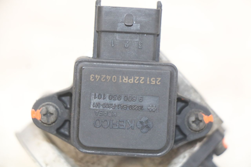 photo de INJECTION DAELIM VJ ROADWIN FI 125 (2008 - 2017) - Surface and material condition