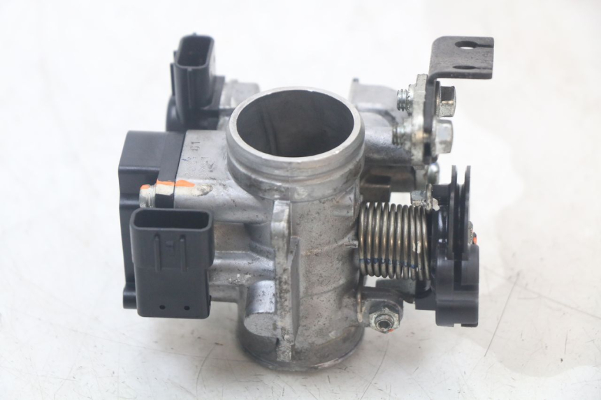 photo de INJECTION YAMAHA XMAX X-MAX ABS 125 (2017 - 2020) - Alternative perspective