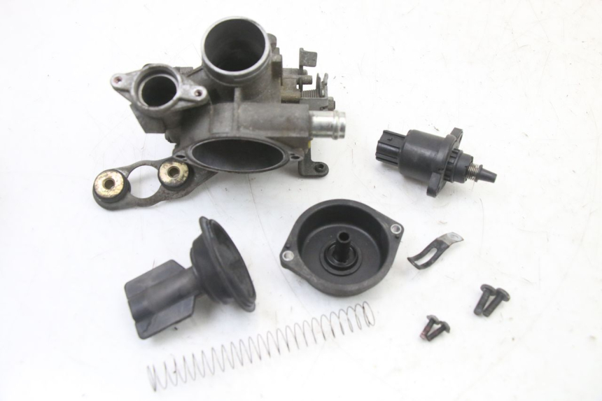 photo de INJECTION THROTTLE BODIES YAMAHA X-MAX XMAX ABS 250 (2010 - 2012) - Technical close-up