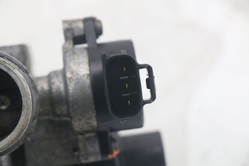 photo de INJECTION YAMAHA XMAX X-MAX 125 (2006 - 2009) - Alternative perspective