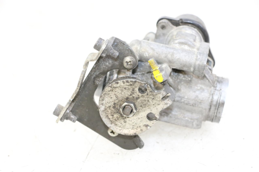 photo de INJECTION YAMAHA XMAX X-MAX 125 (2006 - 2009) - Fixing points details