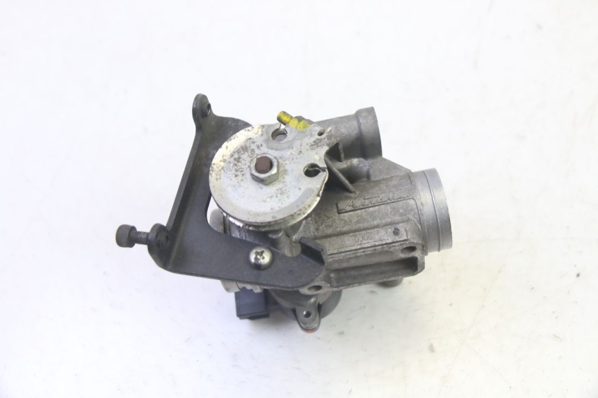 photo de INJECTION YAMAHA X-MAX XMAX 125 (2010 - 2013) - Fixing points details