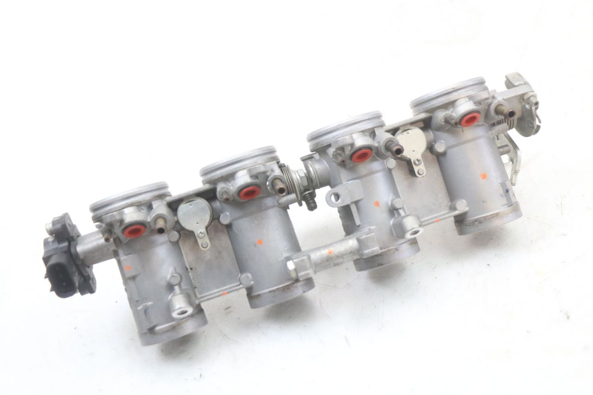 photo de INJECTION THROTTLE BODIES YAMAHA XJ6 ABS 600 (2008 - 2016) - Technical close-up