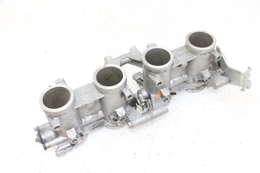 photo de INJECTION THROTTLE BODIES YAMAHA XJ6 ABS 600 (2008 - 2016) - Alternative perspective