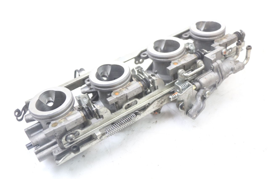 photo de INJECTION YAMAHA FJR ABS 1300 (2006 - 2012) - Fixing points details