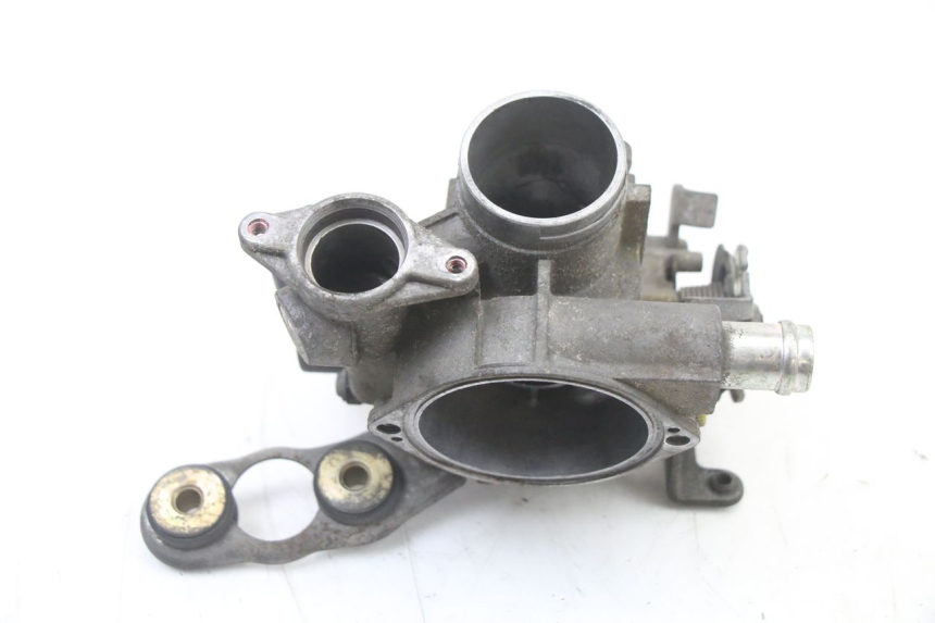 photo de INJECTION THROTTLE BODIES YAMAHA X-MAX XMAX ABS 250 (2010 - 2014) - Fixing points details