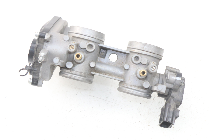 photo de INJECTION THROTTLE BODIES YAMAHA YP T-MAX TMAX 530 (2017 - 2020) - Distinctive features