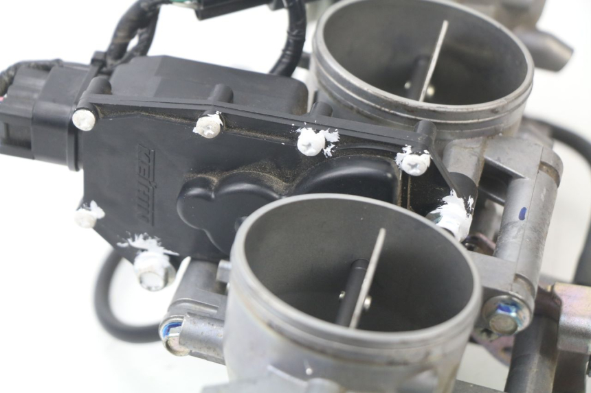 photo de INJECTION THROTTLE BODIES KAWASAKI Z ABS 750 (2007 - 2013) - Alternative perspective
