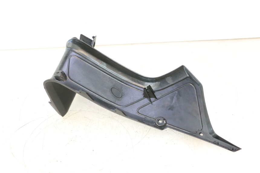 photo de RIGHT INNER FRONT FAIRING YAMAHA FZ8 800 (2010 - 2016) - Product overview