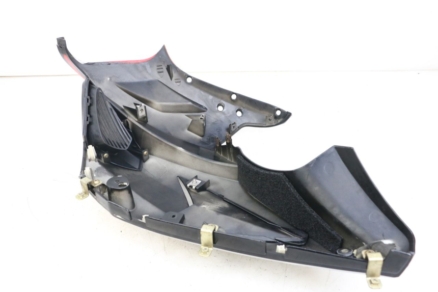 photo de RIGHT INNER FRONT FAIRING HYOSUNG GTR 125 (2006 - 2008) - Surface and material condition