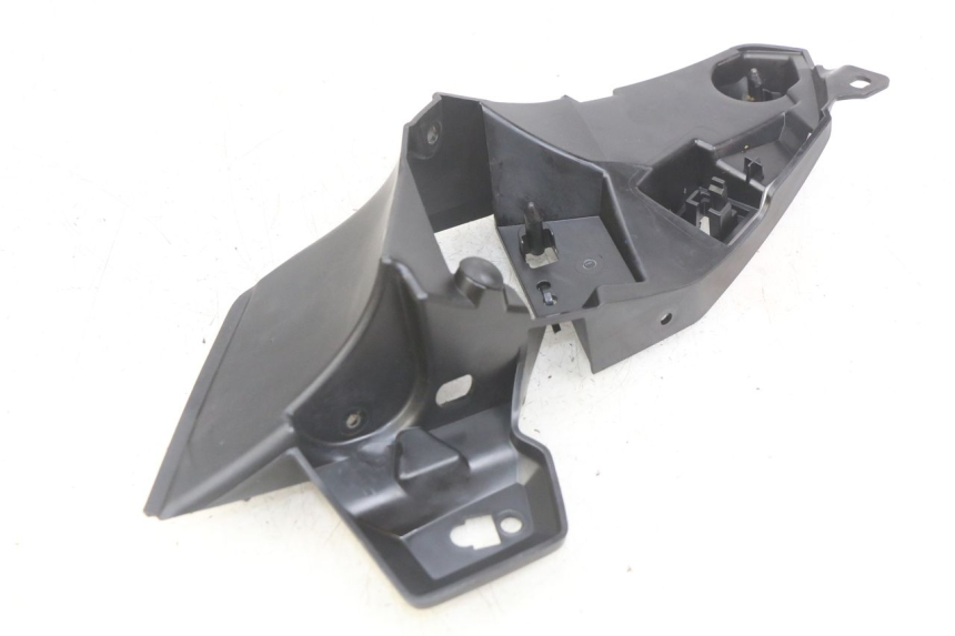 photo de RIGHT FORK LEG INNER YAMAHA MT ABS 125 (2014 - 2018) - Technical close-up