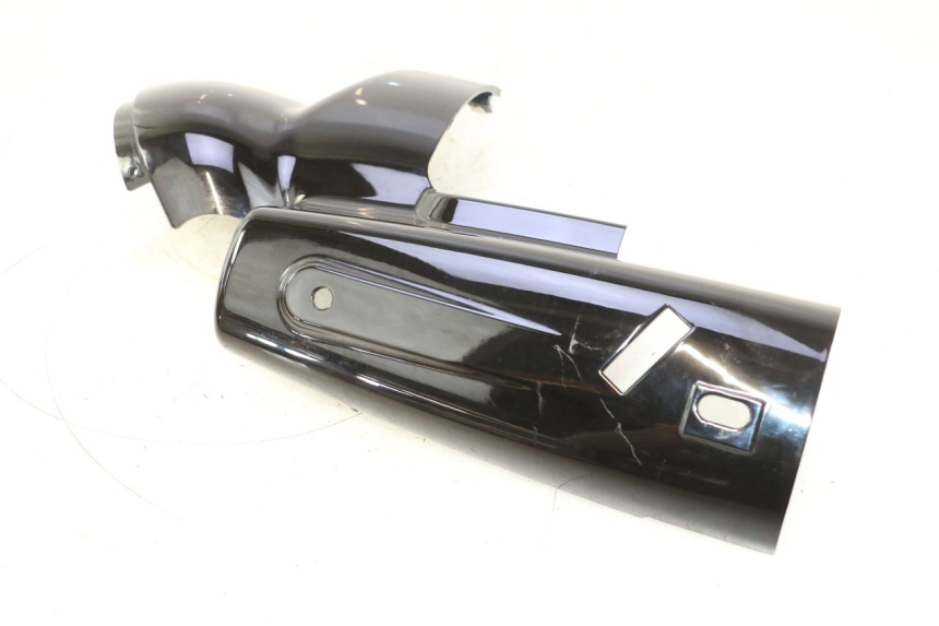 photo de RIGHT INNER FRONT FAIRING HARLEY DAVIDSON ROAD GLIDE FLTRXSE 1920 (2018 - 2022) - Component detail