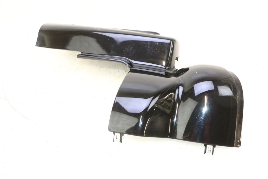 photo de RIGHT INNER FRONT FAIRING HARLEY DAVIDSON ROAD GLIDE FLTRXSE 1920 (2018 - 2022) - Fixing points details