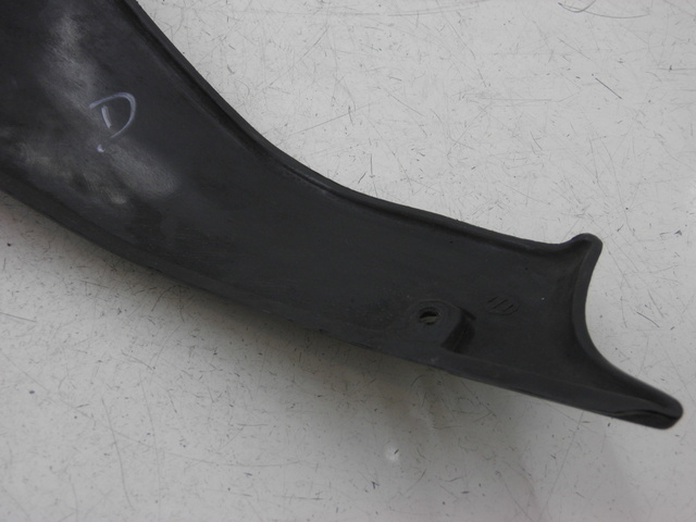 photo de RIGHT INNER FRONT FAIRING TRIUMPH TROPHY 1200 (1996 - 2003) - Component detail