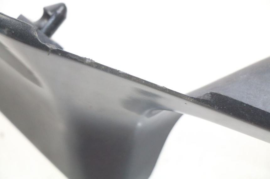 photo de RIGHT FORK LEG INNER KAWASAKI ZZR 600 (1995 - 2004) - Technical close-up