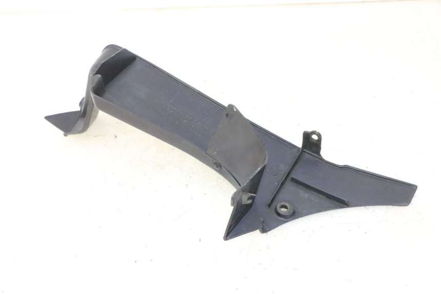 photo de LEFT INNER FRONT FAIRING HONDA CBR RR FIREBLADE 900 (1992 - 1994) - Technical close-up