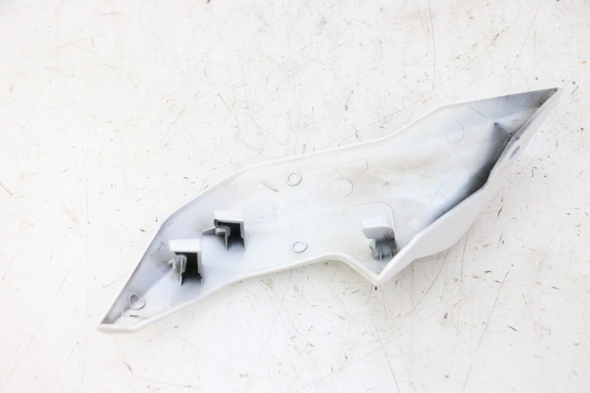 photo de LEFT INNER FRONT FAIRING BMW G310 R 310 (2016 - 2020) - Alternative perspective