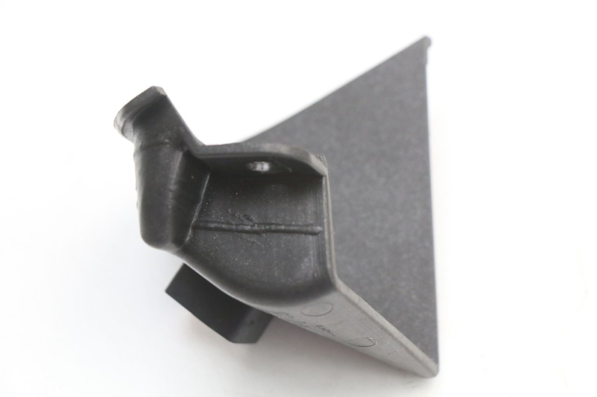 photo de LEFT INNER FRONT FAIRING PIAGGIO X10 125 (2012 - 2017) - Technical close-up