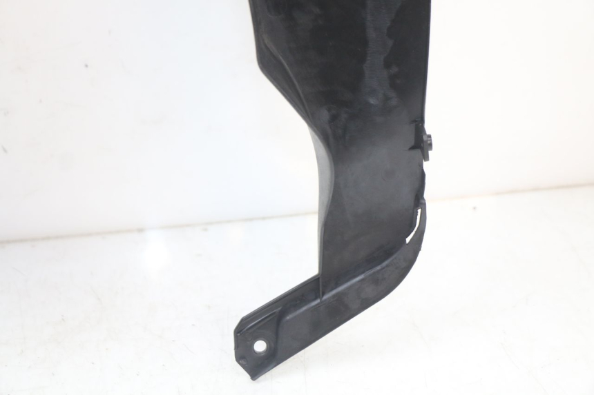 photo de INNER FRONT FAIRING SUZUKI GS F 500 (2004 - 2007) - Component zoom