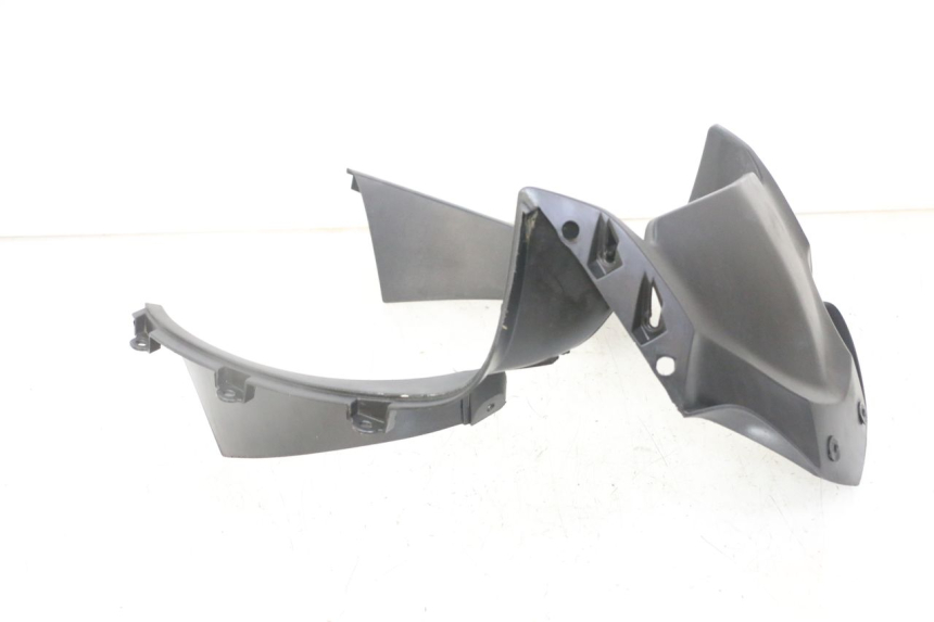 photo de INNER FRONT FAIRING HONDA XLV VARADERO 125 (2000 - 2006) - Fixing points details