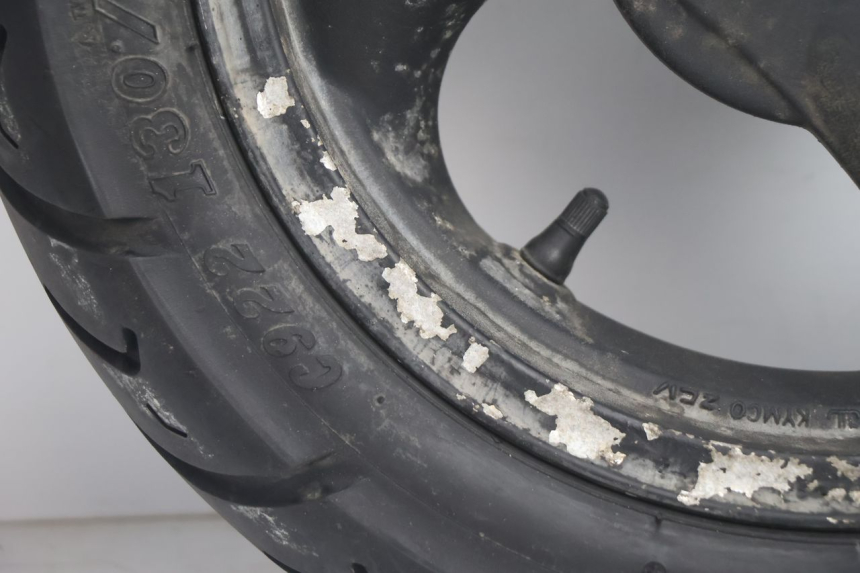 photo de REAR RIM AND TIRE KYMCO AGILITY 4T 50 (2005 - 2018) - Fixing points details