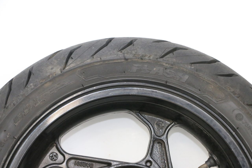 photo de REAR RIM AND TIRE MAG POWER BOMBERS 4T 50 (2016 - 2026) - High-resolution close-up